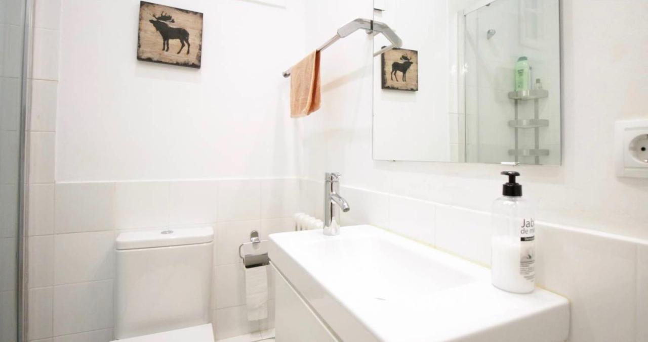 Eixample Apartments - Pova Barcelona Luaran gambar
